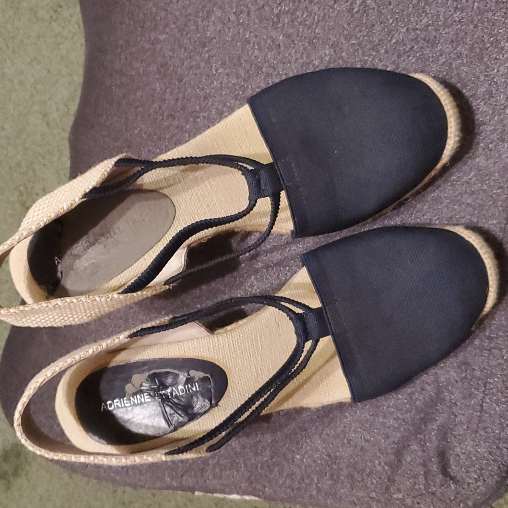 Adrienne Vittadini wedge shoes
